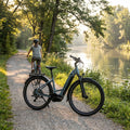 Winora YUCATAN X9 LOW E-Bike lush glacier mit Tiefeinstieg. Komfortables Trekkingrad, 600Wh Akku für Stadt und Tour.