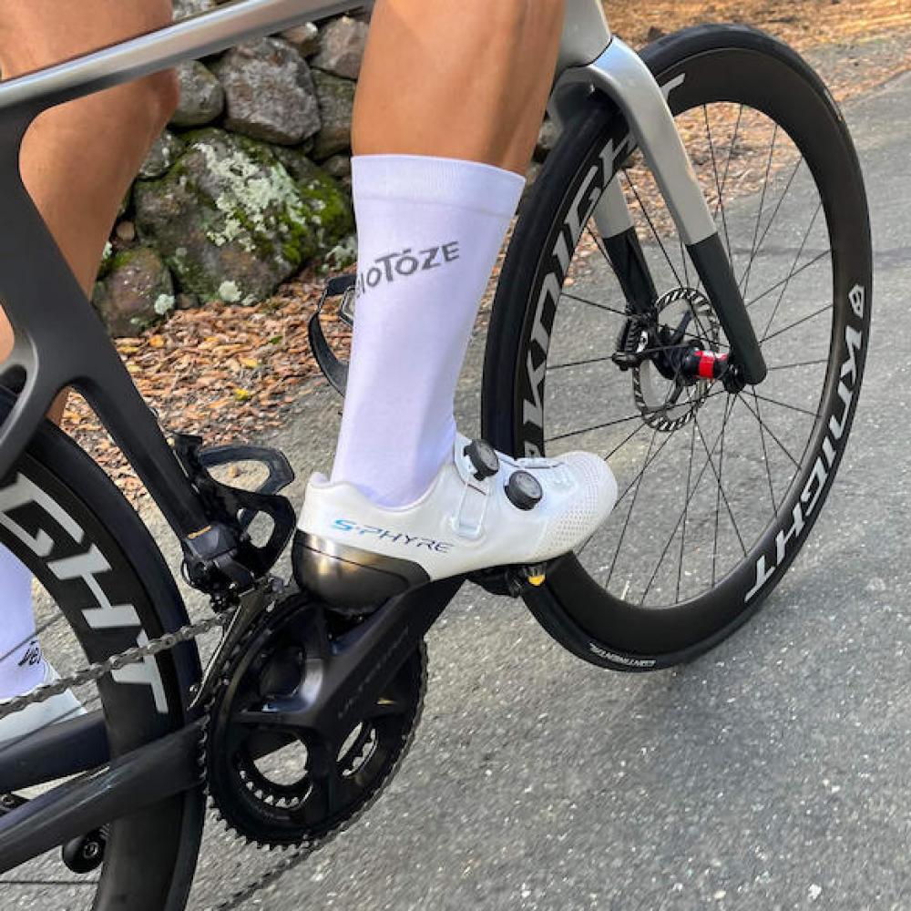 VeloToze Socken Leightweight weiß S/M (37-42,5) - ultraleichte Fahrradsocken für maximale Performance