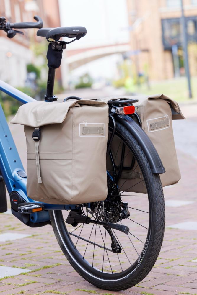 New Looxs Doppelpacktasche Leeds Double Taupe 2x 19,5 l - stilvolle, wetterfeste Gepäckträgertasche