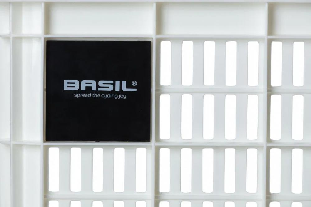 Basil Transportkorb Crate S 17 - 5 Liter Weiß - robuster Fahrradkorb aus 95 % recyceltem Kunststoff wetterfest & ideal für Einkäufe oder Schulranzen - Fahrradkorb
