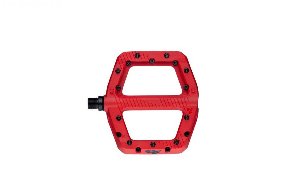 Race Face Chester Large Plattform-Pedal, rot, robustes MTB-Flatpedal für sicheren Grip.