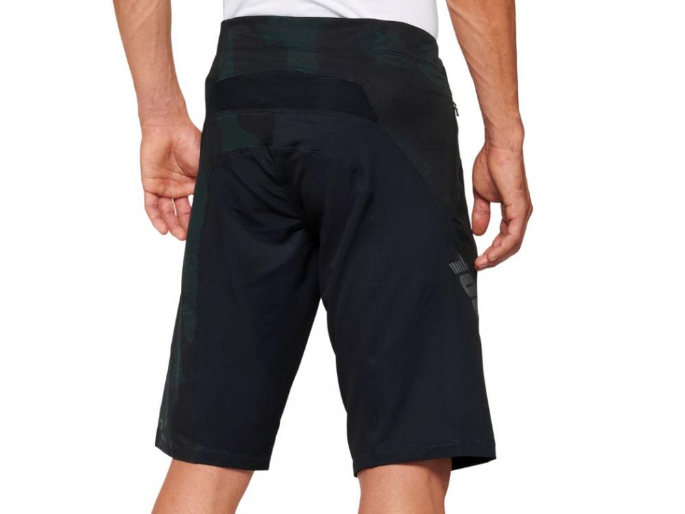 100% Airmatic LE Shorts 34" Black Camo. - komfortable Trail-Bikeshorts aktuelle Generation