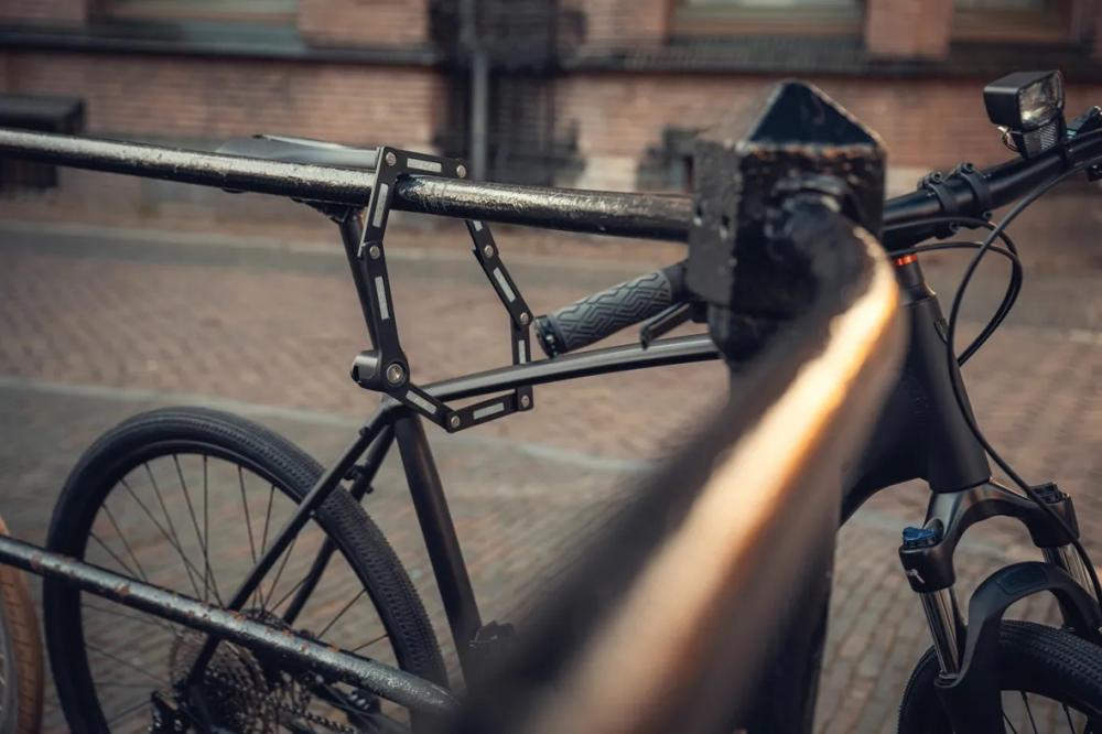 AXA Faltschloss Fold Lite 100 - 1.000 mm Fahrradschloss in Schwarz Leicht & Sicher