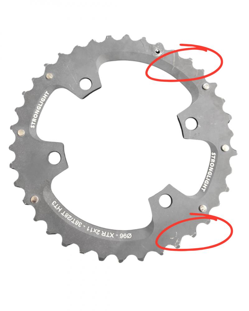 Retoure: Stronglight Kettenblatt HT3 schw 2X11 XTR FCM9000 96MM 38Z(28)