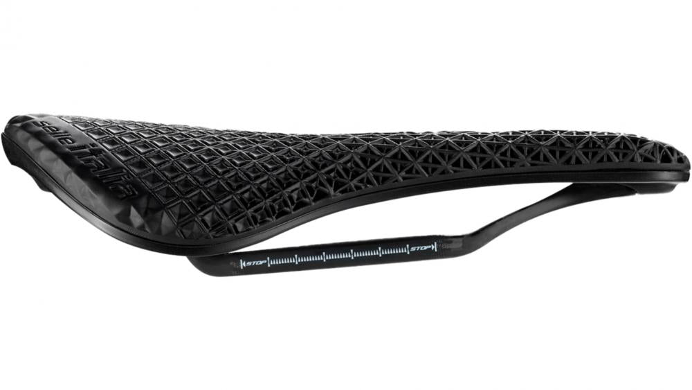 Selle Italia Novus Boost EVO Carbon 3D SF L3 - Rennradsattel mit 3D-gedruckter Oberfläche, Carbonstreben & Superflow-Aussparung