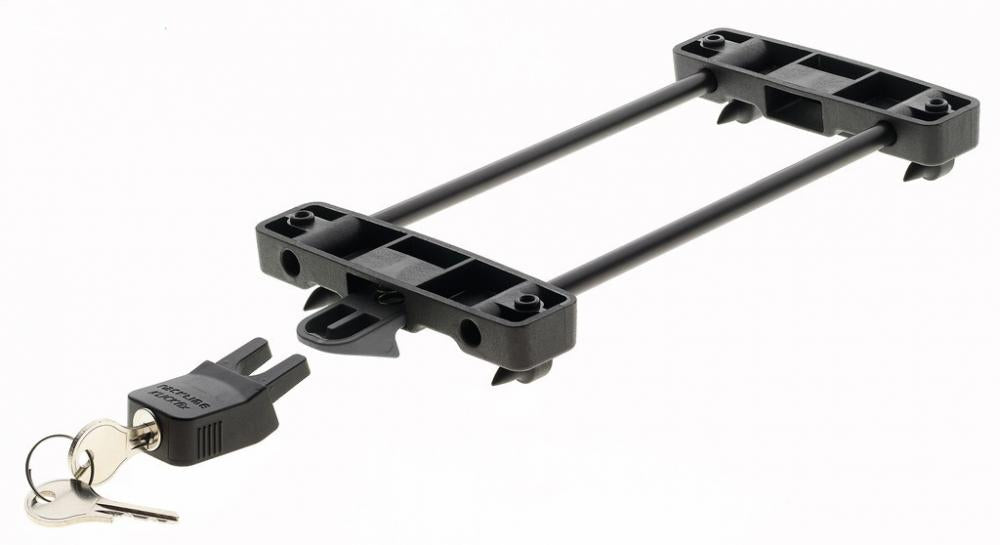XLC Racktime BA-X23 Adapterplatte schwarz für Fahrradtaschen mit Schloss und Schlüsseln.
