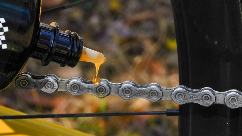 Finish Line E-Bike Kettenöl 120ml Flasche - spezielles Schmiermittel für E-Bike Ketten, reduziert Reibung, schützt vor Verschleiß und Korrosion