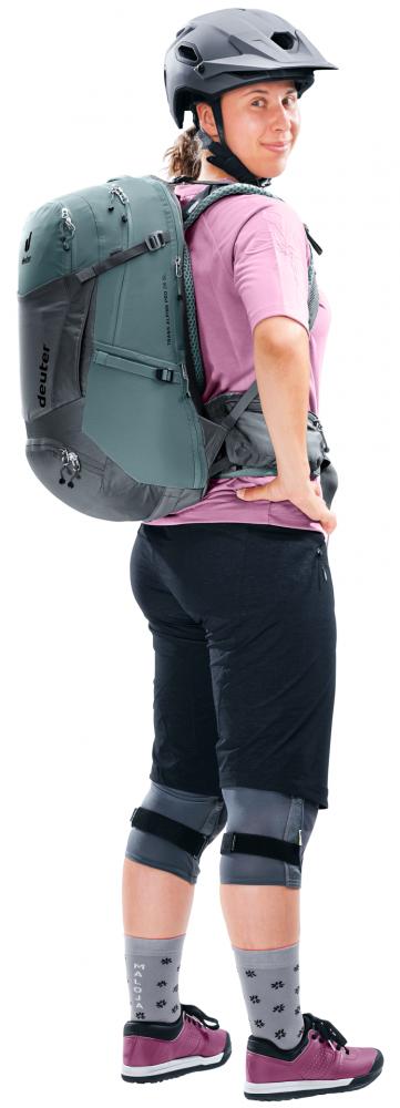 Deuter Trans Alpine Pro 26 SL Fahrradrucksack 26L Graphite - Mehrtagesrucksack für Alpenüberquerer