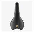 SDG Radar MTN Sattel Lux-Alloy schwarz-gold mit goldenem Logo und Akzenten.
