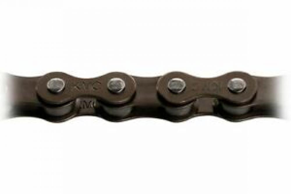 Nahaufnahme der KMC Z1 WIDE 1-fach Fahrradkette für Nabenschaltung, rostfrei, braune Glieder, 1/2 x 1/8 Zoll.
