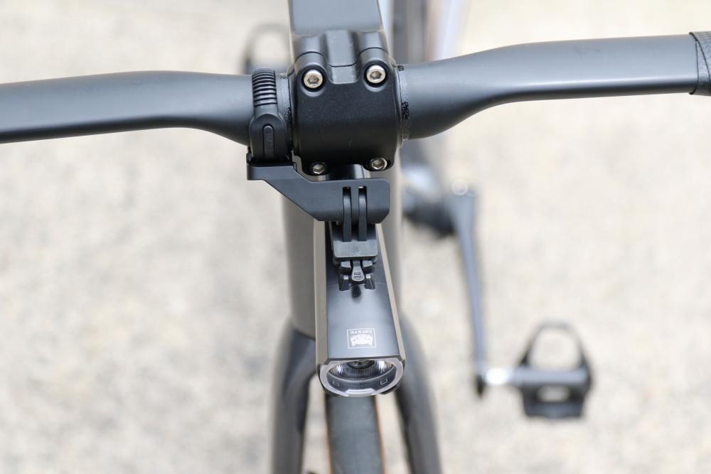 CATEYE Halterung H-34N CENTER (Ø 22-32 mm) - zentrale Lenkerhalterung mit FlexTight