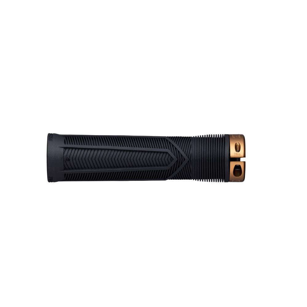 Race Face Chester Lock-On Griff 136/31mm schwarz mit Kashmoney-Klemmen für sicheren Trail- & Enduro-Komfort.