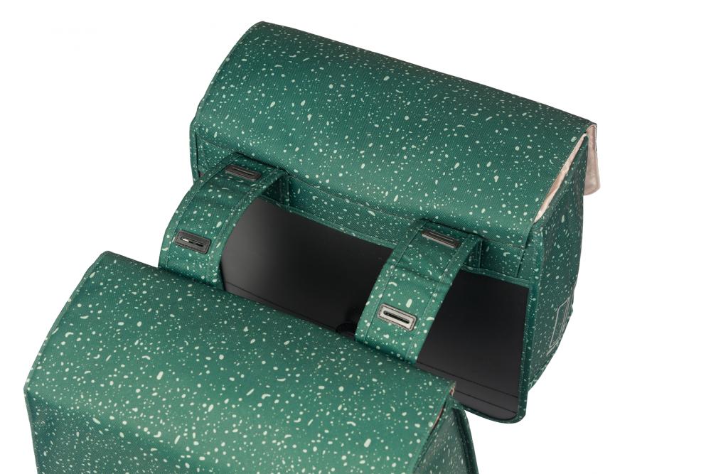Grüne Basil Flair Doppelpacktasche (35L) mit weißen Sprenkeln, MIK-System, wasserabweisend und Reflektoren.