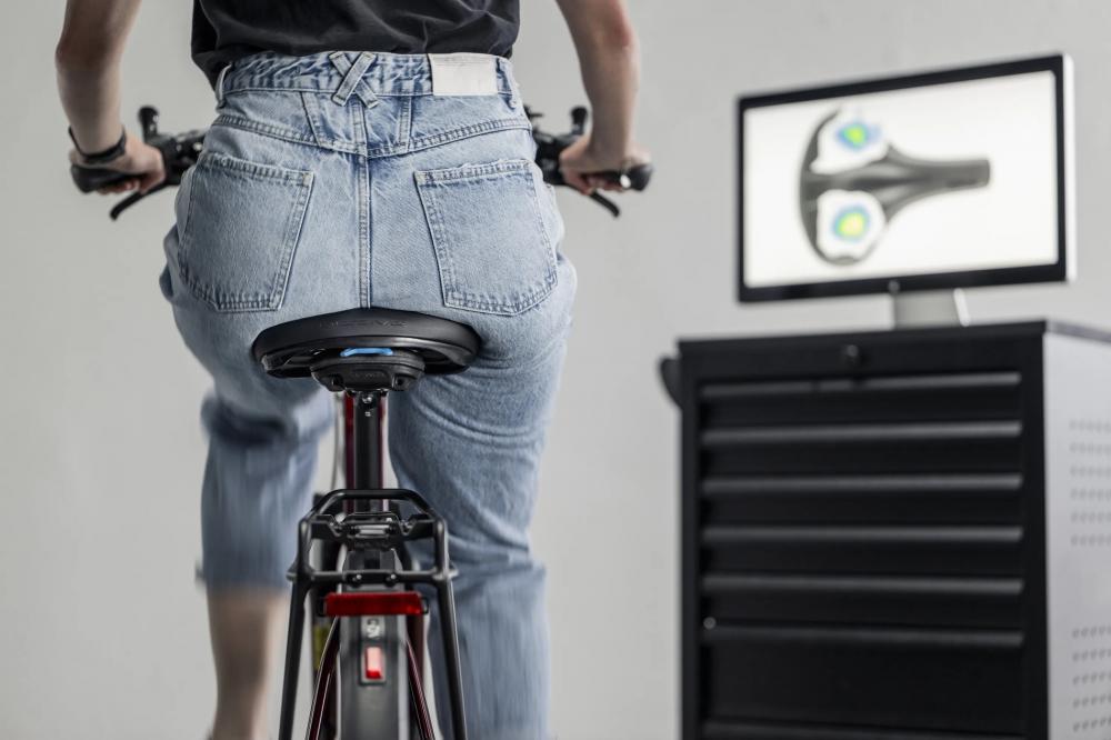 M-D SQlab Sattel 621 M-D active 2.1 24cm - Fahrradsattel