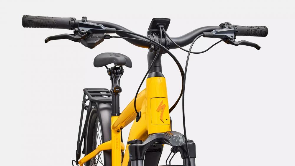 Specialized Vado 5.0 NB E-Bike - Calsun/Orgzst - Rahmengröße M - Leistungsstarkes City E-Bike - E-City Bike