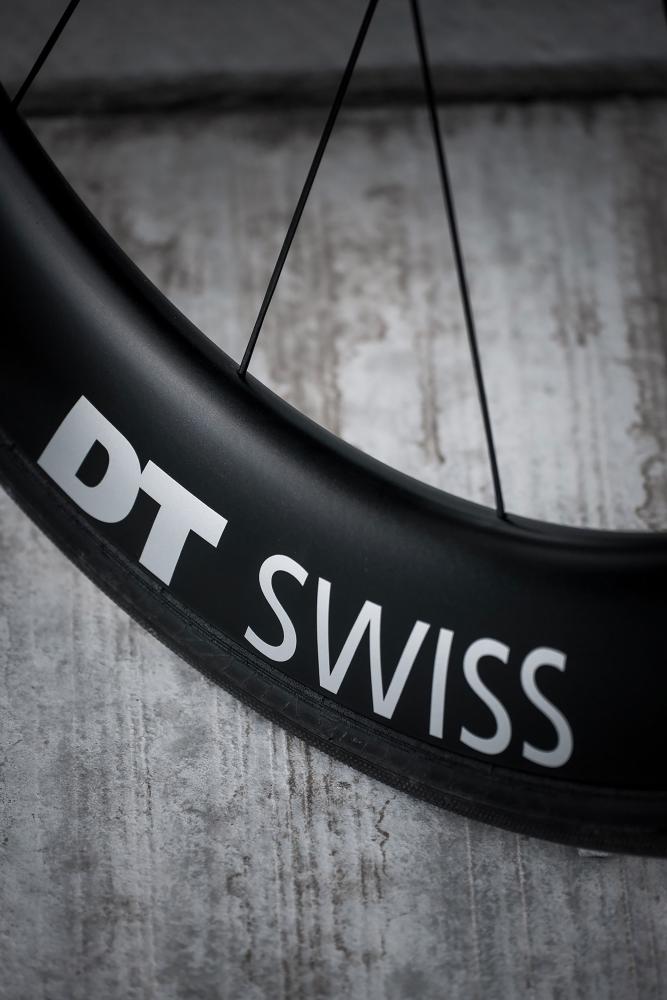 DT Swiss Laufrad TRC 1400 Dicut 62 622 x 62 mm Schwarz - aerodynamisches Carbon-Vorderrad