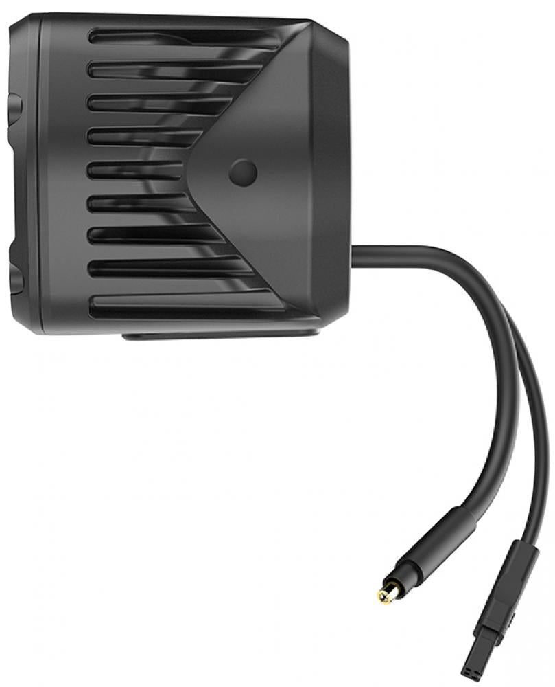 LITEMOVE RXW-2900 Fahrrad Frontlicht, schwarz, Seitenansicht mit Kühlrippen und zwei Anschlusskabeln.