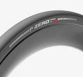 Pirelli P ZERO Race TLR SL-R Rennradreifen 28-622 700x28C Tubeless Ready SmartEVO2 LiteCORE Faltreifen Nahaufnahme.