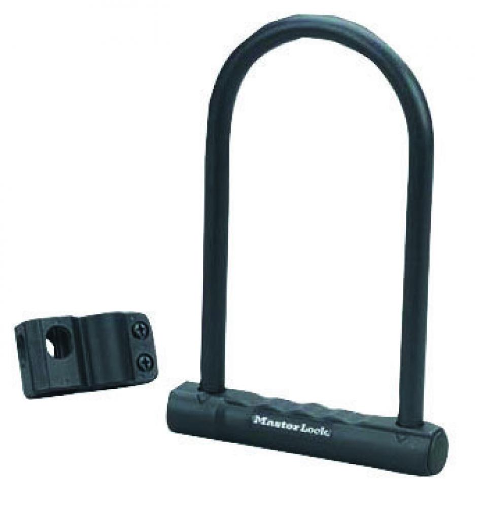 Schwarzes Master Lock 8170 Bügelschloss mit Halterung.
