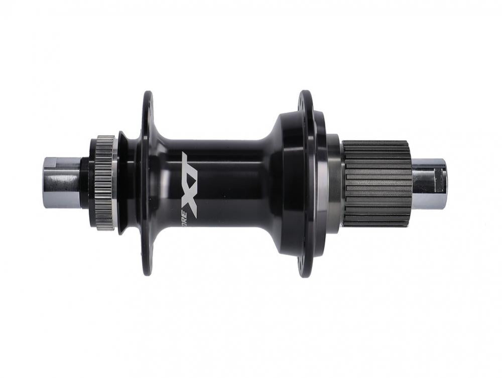 Schwarze SHIMANO DEORE XT FH-M8110-B 12-fach Hinterradnabe 148x12mm mit Center-Lock und 32 Loch.