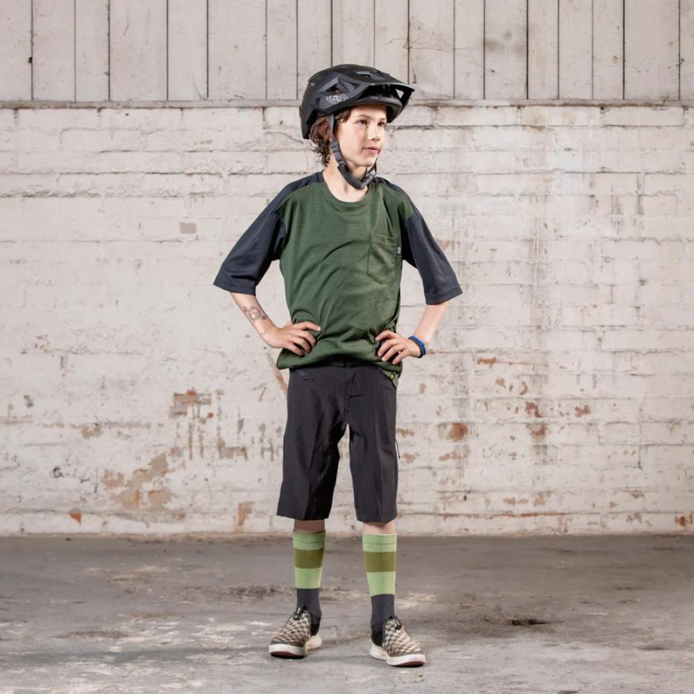 IXS Sports Division iXS Flow XTG Shorts Kids KM black - leichte Kinder-Bikeshorts für XC & Trail