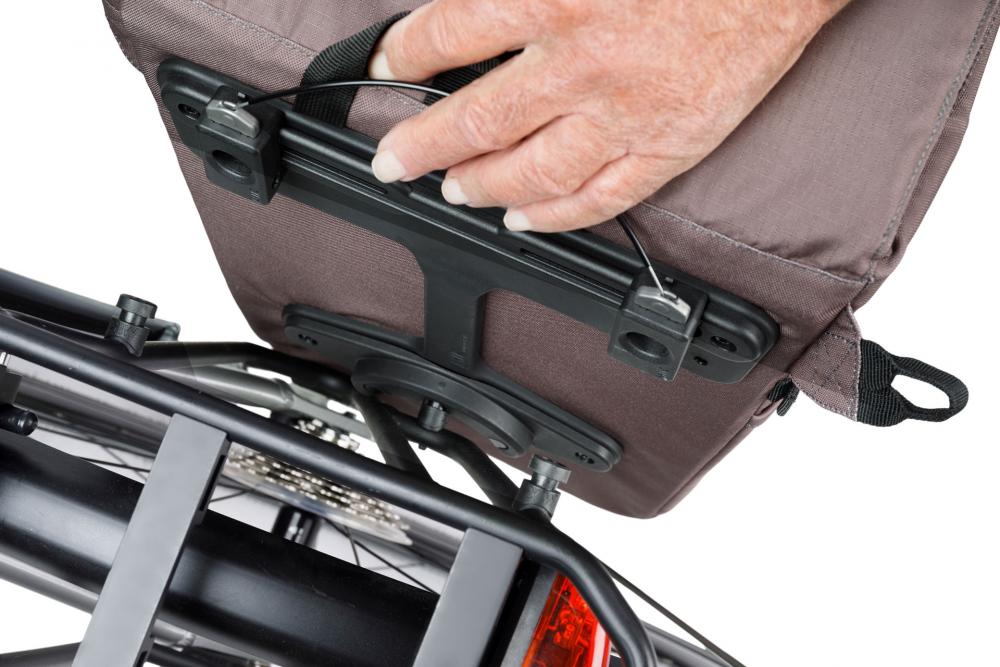 Basil Move MIK Studs Einzeltasche 15 Liter Braun - Wasserabweisende Fahrradtasche mit MIK-Befestigungssystem