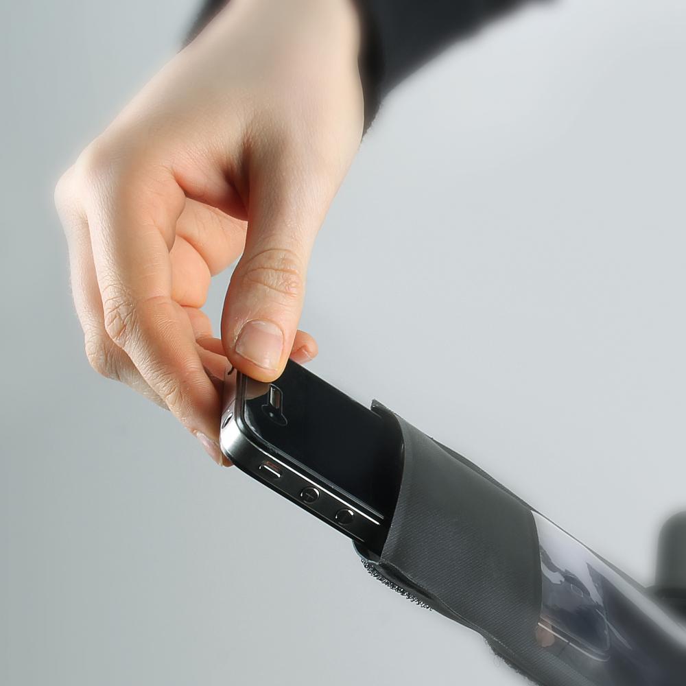 SKS Smartphonehalter Smartboy schwarz - Robuste Kunststoffhalterung mit praktischer Tasche, ideal für Fahrradlenker. Sichere Befestigung und einfacher Zugriff