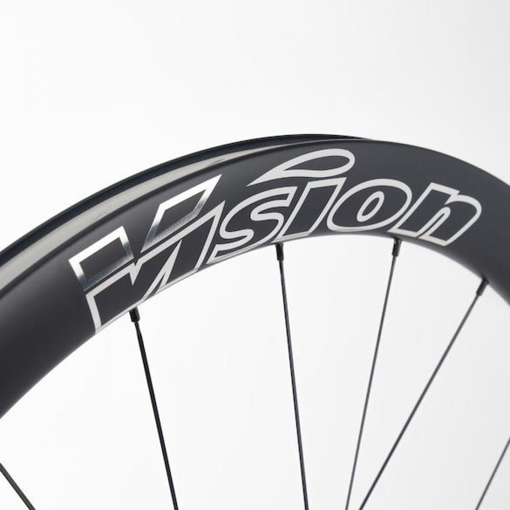 Vision Laufradsatz Metron 45 SL Disc 622x21x45 mm Schwarz/silber - aerodynamischer Carbon-Performance-Satz