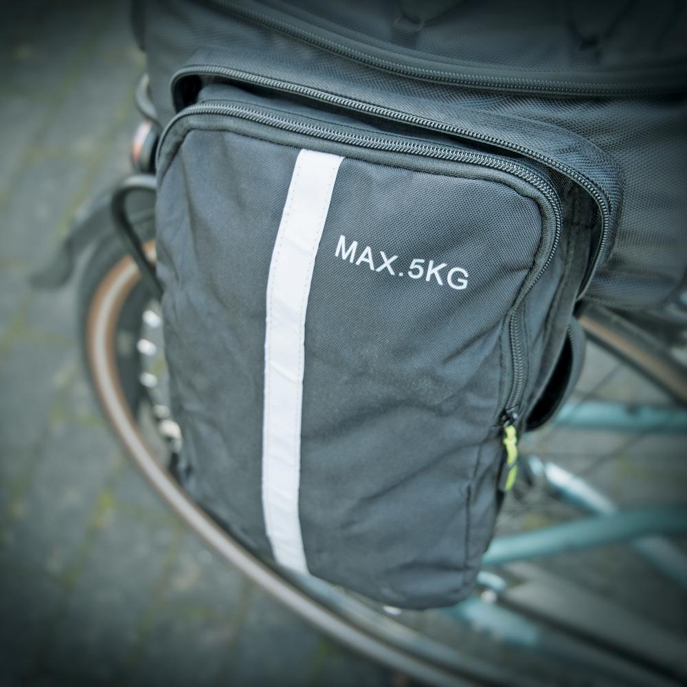 Northwind Smartbag Classic, schwarz 10 Liter Gepäckträgertasche mit ausklappbaren Seitentaschen, MonkeyLoad-Befestigung, wasserabweisend, inkl. Regenhülle.