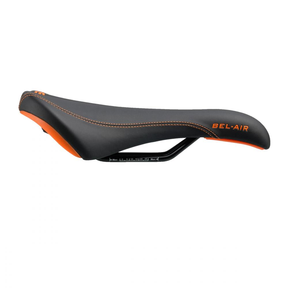 SDG Bel-Air RL Fahrradsattel schwarz-orange mit Stahlstreben 7x7mm.