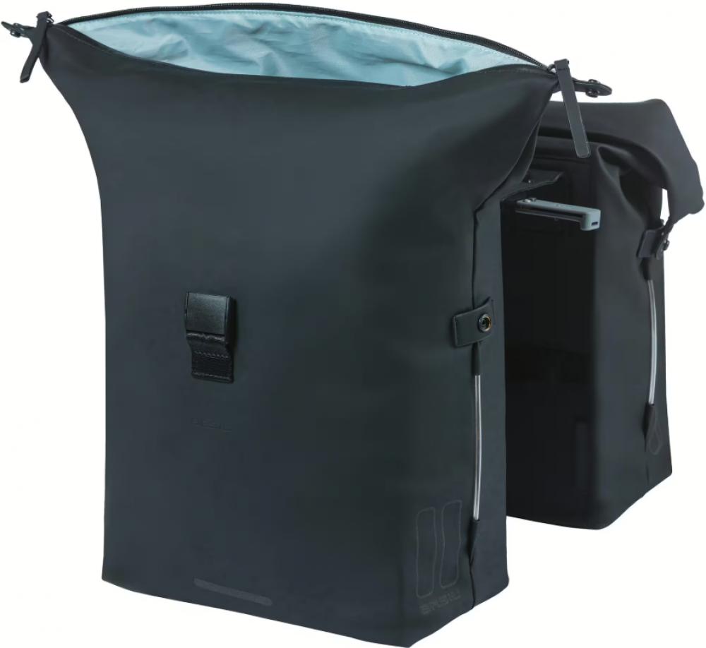 Dunkelgraue BASIL SoHo Nordlicht MIK 2.0 Doppeltasche, 41L, wasserdicht, Rollverschluss, LED, MIK-System für Fahrräder.