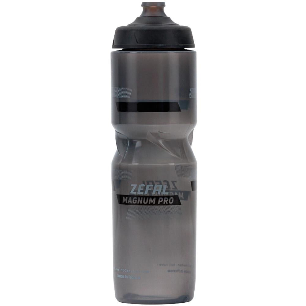 Zéfal Trinkflasche Magnum Pro Smoked Schwarz 975 ml Schwarz - auslaufsichere, geruchsneutrale Bike-Flasche