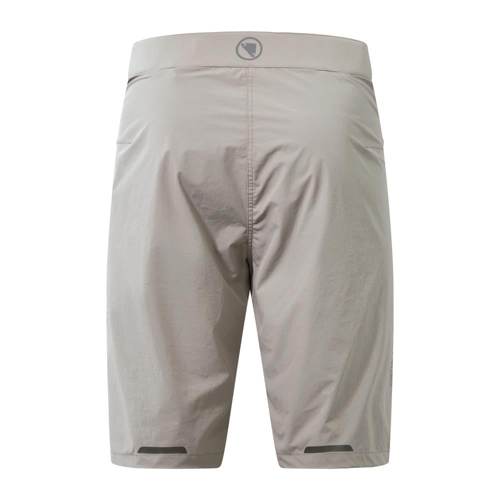 Endura GV500 Foyle Short fossil L - schlank geschnittene Gravel Radhose, leicht, robust und atmungsaktiv, perfekt kombinierbar mit GR500 Reiver Bibshort