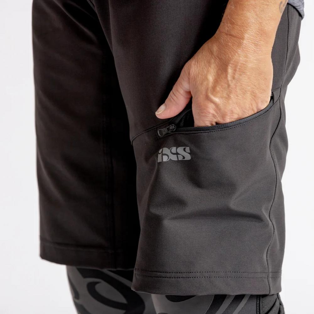 IXS Sports Division iXS Carve Hip-Hugger Women Shorts 42 black - komfortable MTB-Damenshorts