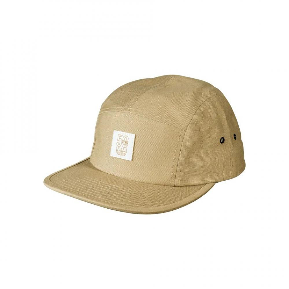 Unisex FOX Anniversary 5 Panel Cap in Beige mit 50 Jahre Jubiläums-Patch.