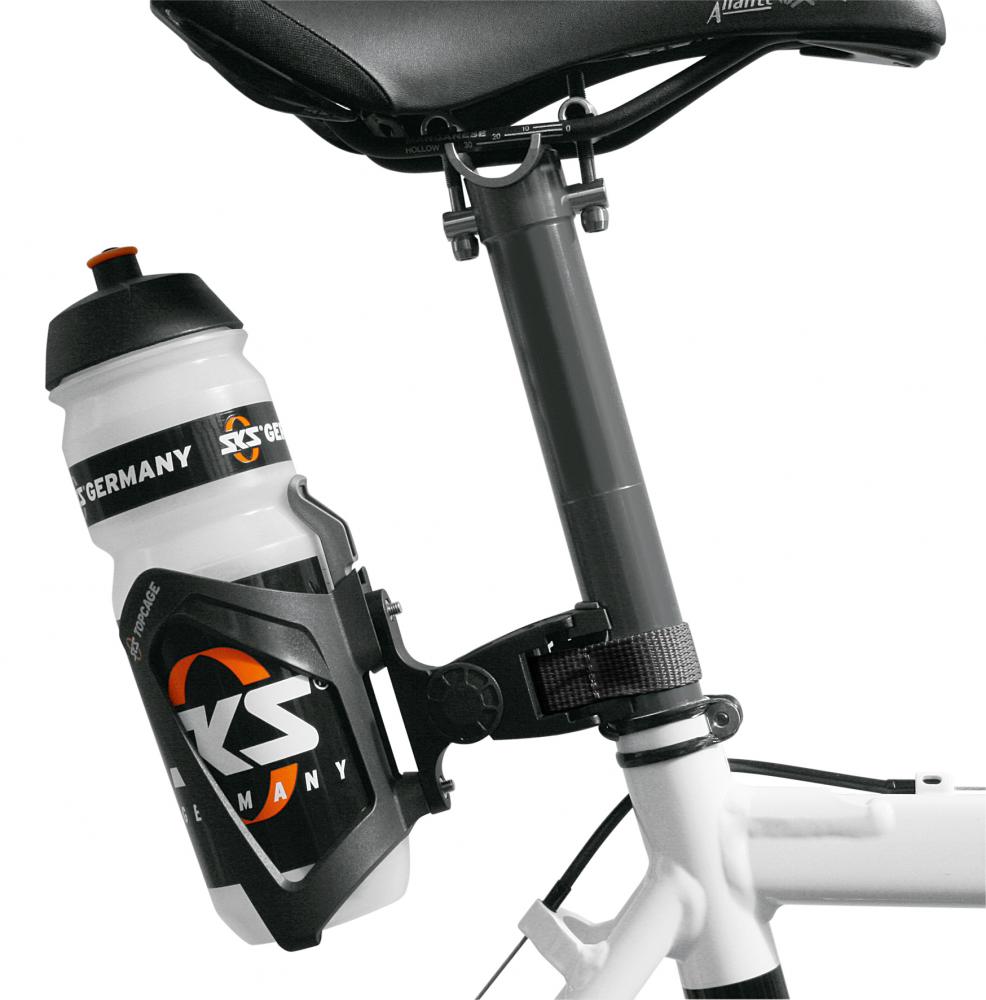 SKS GERMANY 750ml Trinkflasche mit Push-Pull-Ventil im Flaschenhalter am Fahrrad-Sattelrohr.