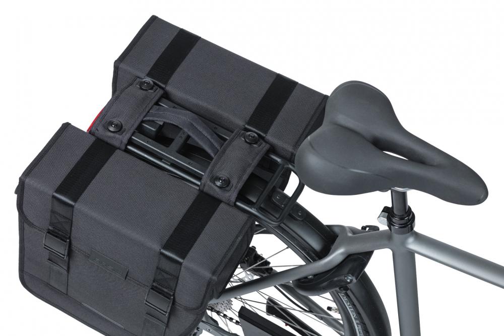 Basil Tour MIK Doppelfahrradtasche - 28 Liter Schwarz