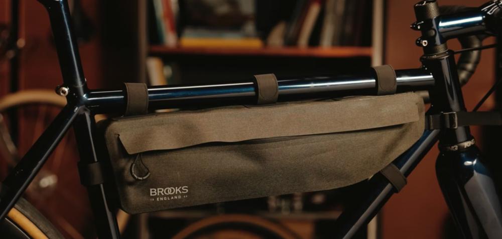 BROOKS Scape Frame Bag Large Black - wasserdichte Rahmentasche 3,5 Liter aus 600D Polyester mit Hypalon-Details - 200 g leicht, 500x60x120 mm