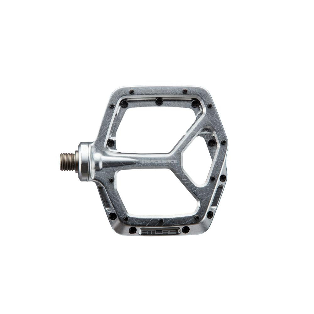 Race Face Atlas Flatpedal silber, robustes Plattform-Pedal für Trail und Enduro.
