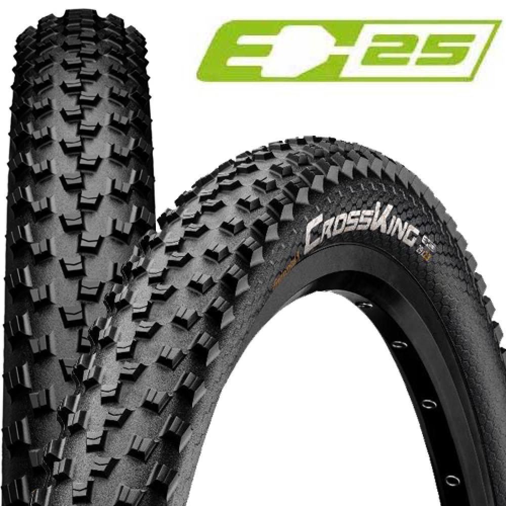 Zwei schwarze Continental Cross King 29x2.60 E-25 Faltreifen mit markantem Profil.