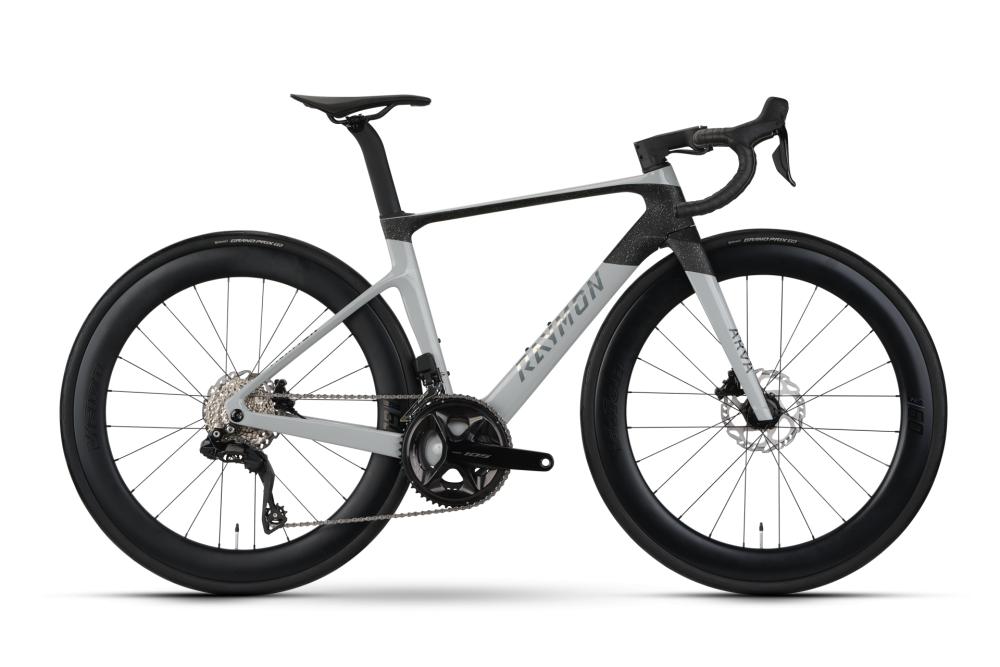 RAYMON Arva Pro SE Aero-Rennrad Größe 56 - Shimano 105 Di2 2 x 12 - Vision Carbonlaufräder - Grey/Carbon