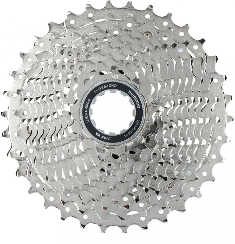 Silberne Shimano CS-HG700 11-fach Fahrradkassette mit 11-34 Zähnen für Rennrad und Gravel.