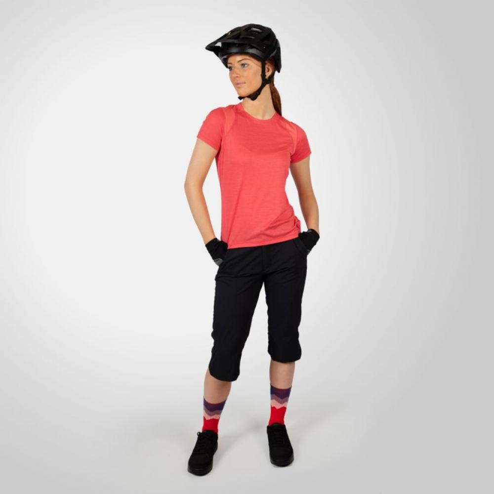Endura Damen Hummvee Lite 3/4 Leichte 3/4-Hose für wärmere Tage schwarz Größe M