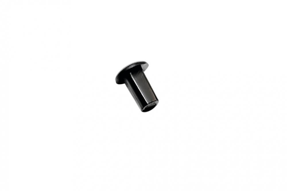 Schwarzer WESTPHAL Verschlussstopfen 7,5/4,2x8mm für Flaschenhalter-Bohrungen am Fahrradrahmen.