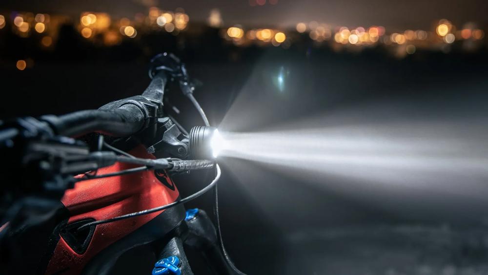 Supernova MINI 2 PRO MonkeyLink E-Bike-Scheinwerfer - 12 V