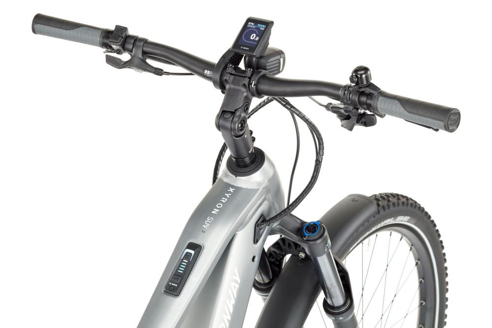 CONWAY Elektro-SUV "Xyron SUV 5.0" (#1), Full Suspension, 29", graphit grey matt, 12-Gang SRAM "SX Eagle", 40 cm / SnnDas Fahrrad besteht aus einem Aluminiumrahmen und ist mit einer Federgabel ausgestattet, die einen Gabelfederweg von 150 mm bietet. Die A