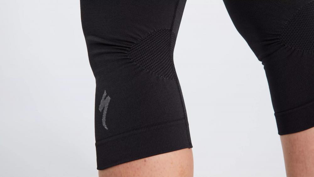 SEAMLESS KNEE WARMER BLK M/L - Nahtlose Knie-Wärmer in Schwarz - Bekleidung