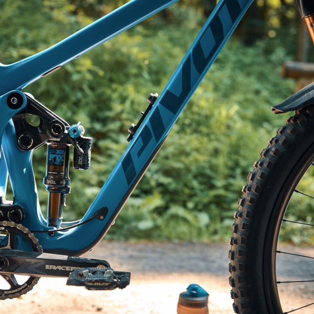Fidlock TWIST bike base ultraleichter, käfigloser, magnet-mechanischer Flaschenhalter (16 g) für enge Fahrradrahmen, kompatibel mit allen TWIST-Modulen