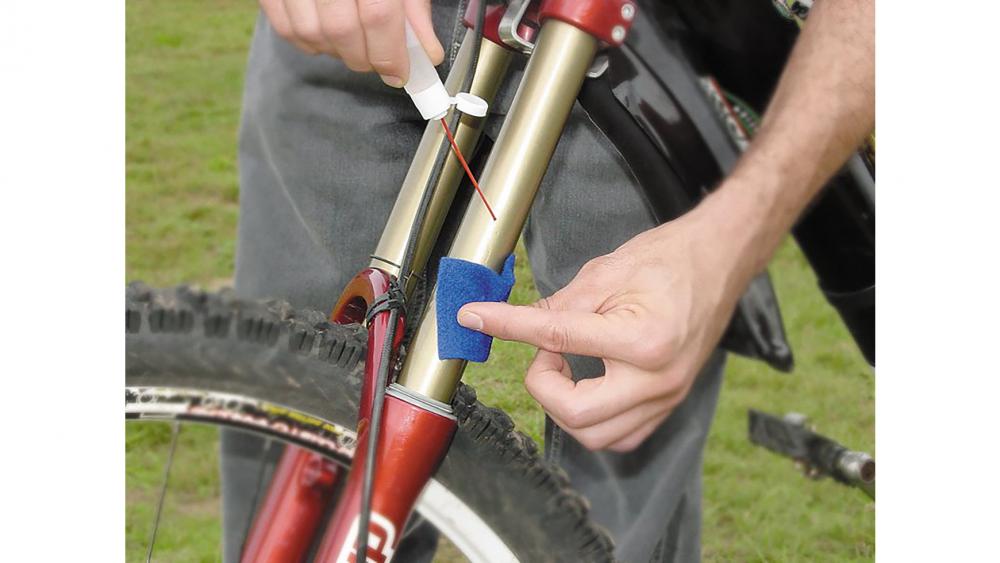 Finish Line Stanchion Lube 15 g - flüssiges Fluorpolymer-Standrohr-Öl für Federgabeln & Dämpfer - reduziert Reibung, schützt Dichtungen & O-Ringe