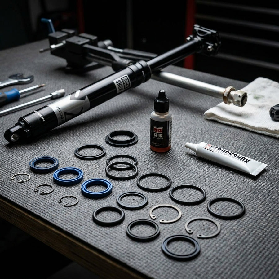 RockShox Reverb AXS B1+ Service Kit. Original Wartungskit für Sattelstütze. Verlängert Lebensdauer, sichert Funktion.
